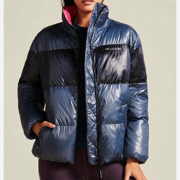 ✨Pelotón Puffer Jacket - Picture 1 of 6